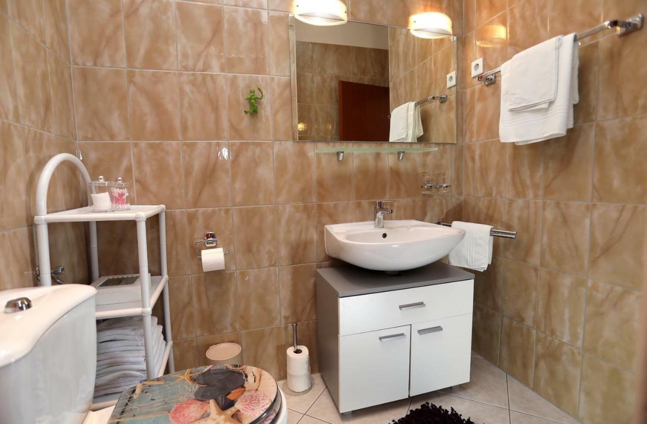 Apartment Katarina Trogir Buitenkant foto